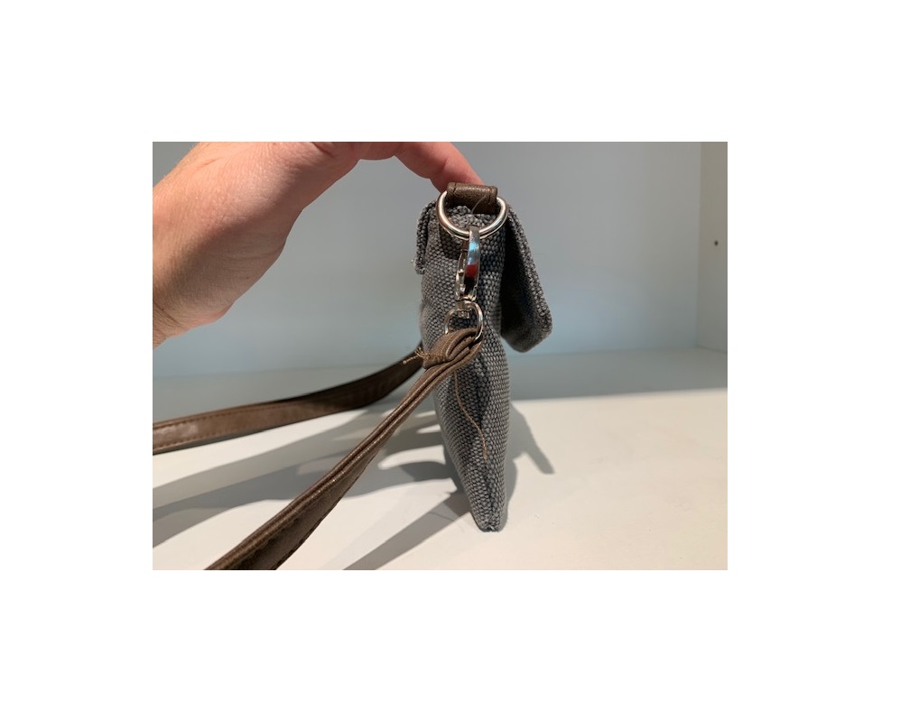 Clutch_canvas_met_ster_azone_grijs_4