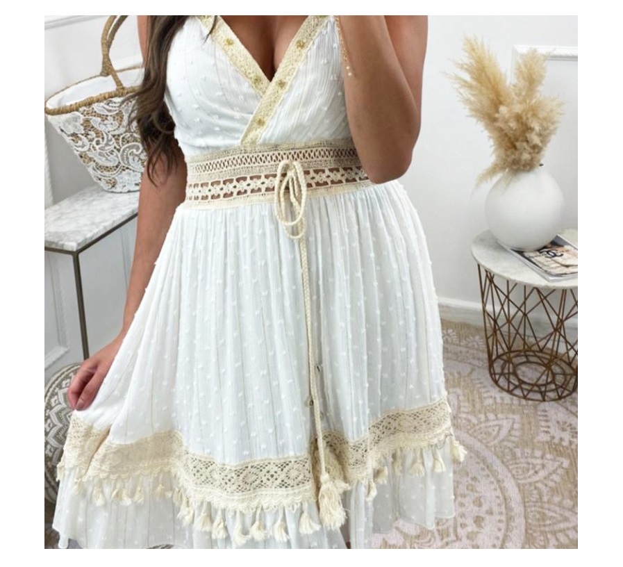 jurk_anissa_boho_style_wit_model