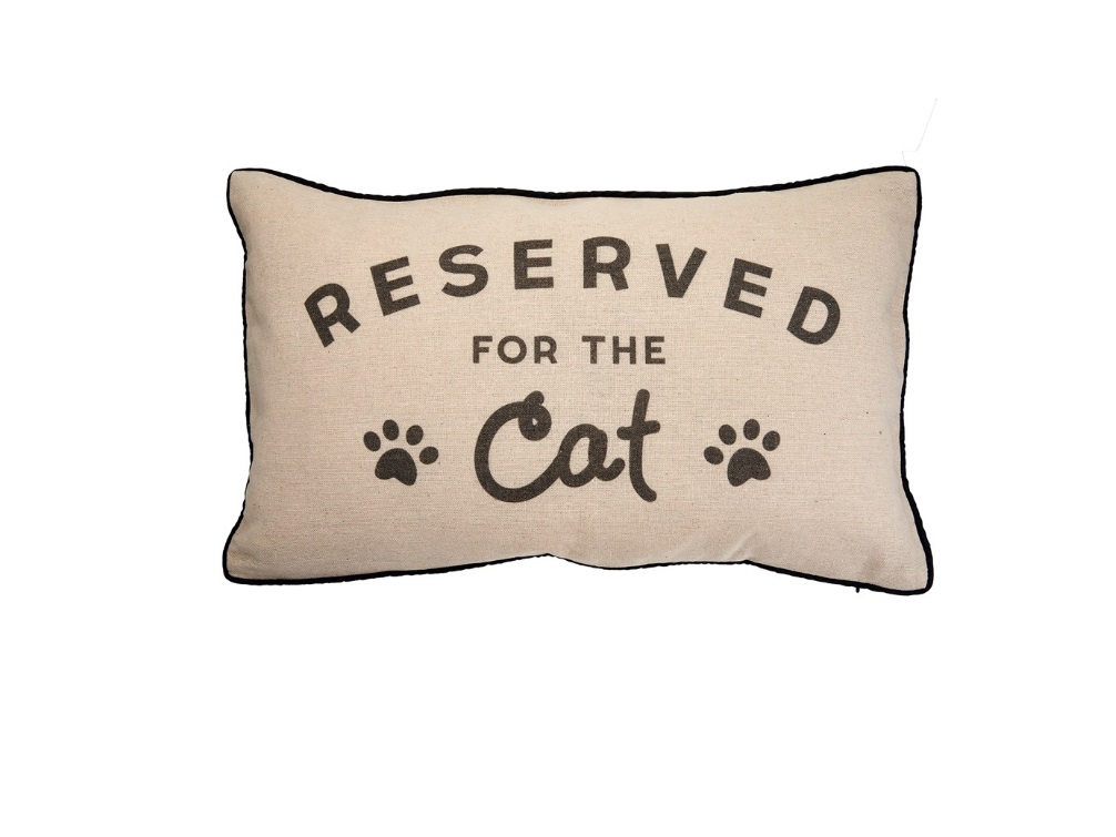 kussen_reserved_for_the_cat