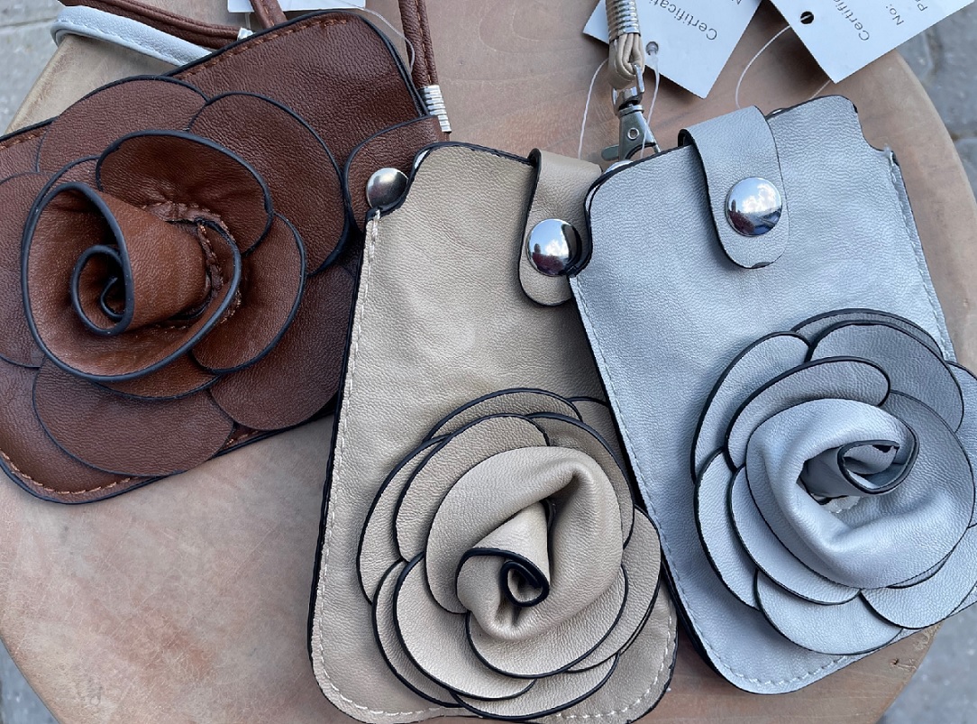 telefoontasjes_roos