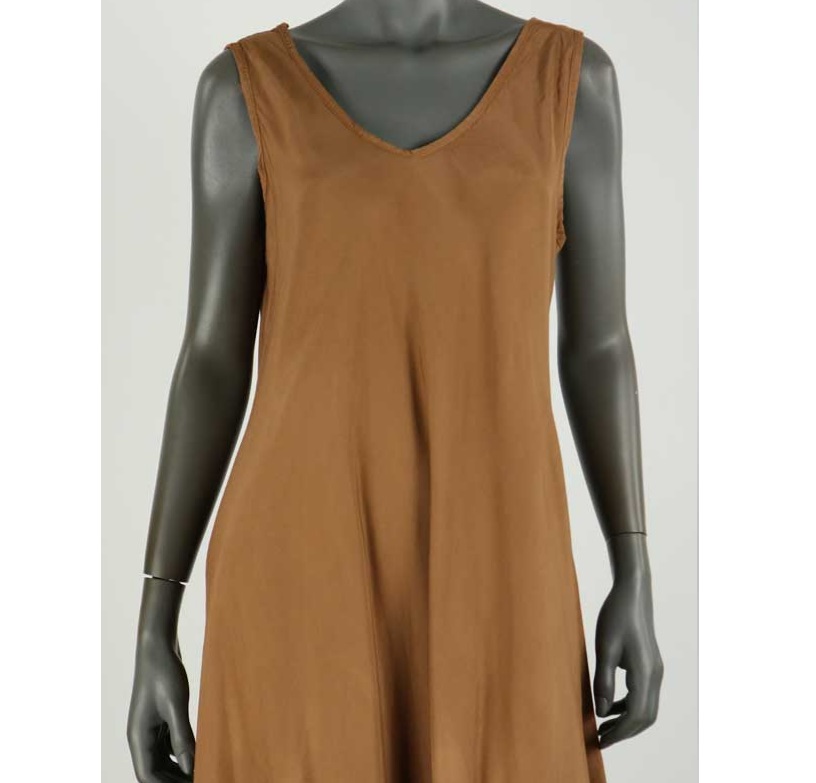 wijde_jurk_victoria_dark_camel_4