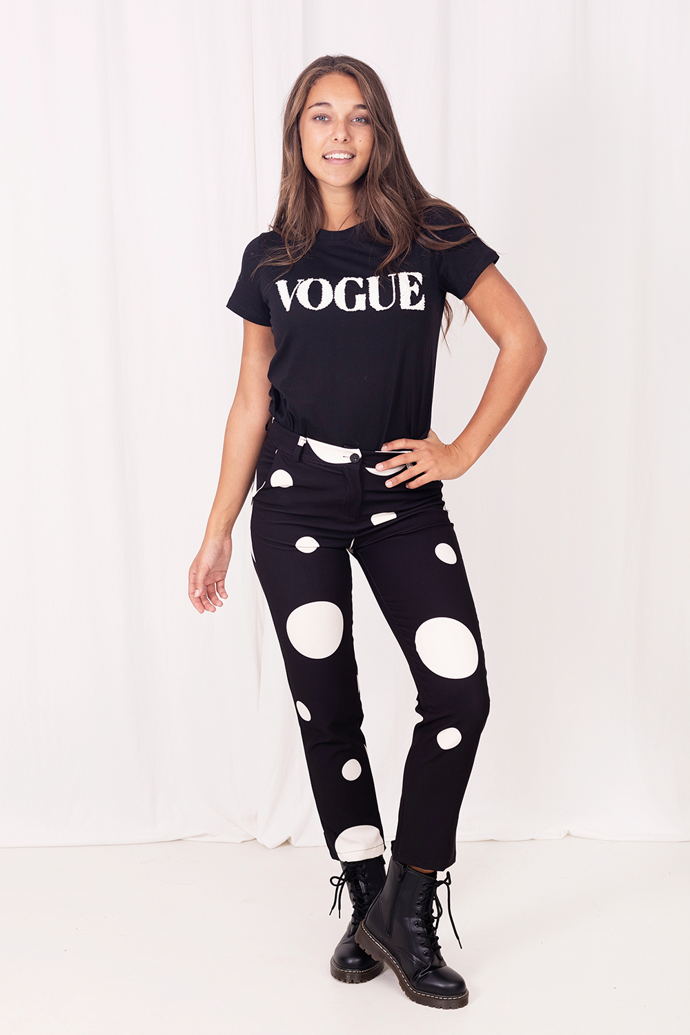 zwart_shirt_vogue_turquoisebydaan
