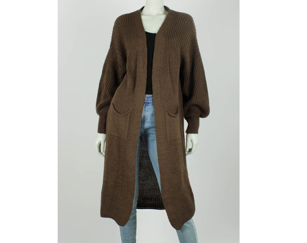 lang_vest_lady_new_coffee