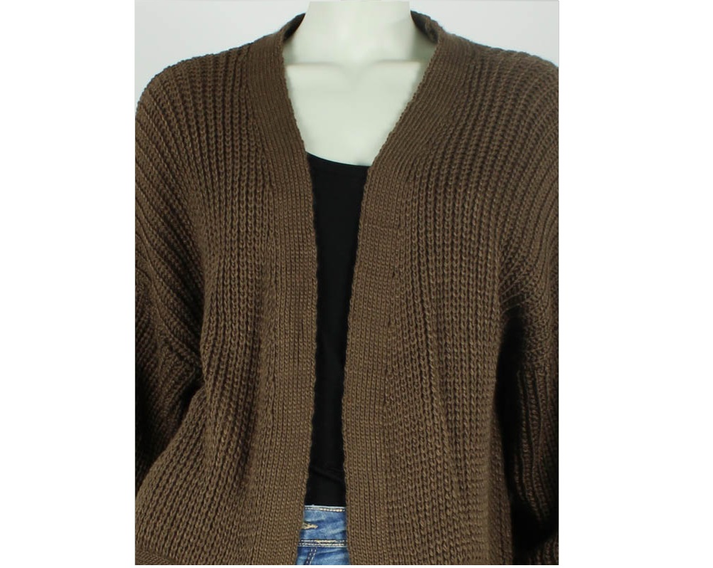 lang_vest_lady_new_coffee_4