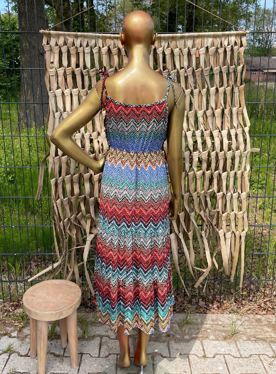 zomerjurk_Simone_zigzag_rood_blauw_geel_groen_2