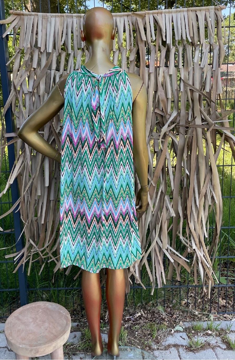 Halterjurk_costa_zigzag_groen_2