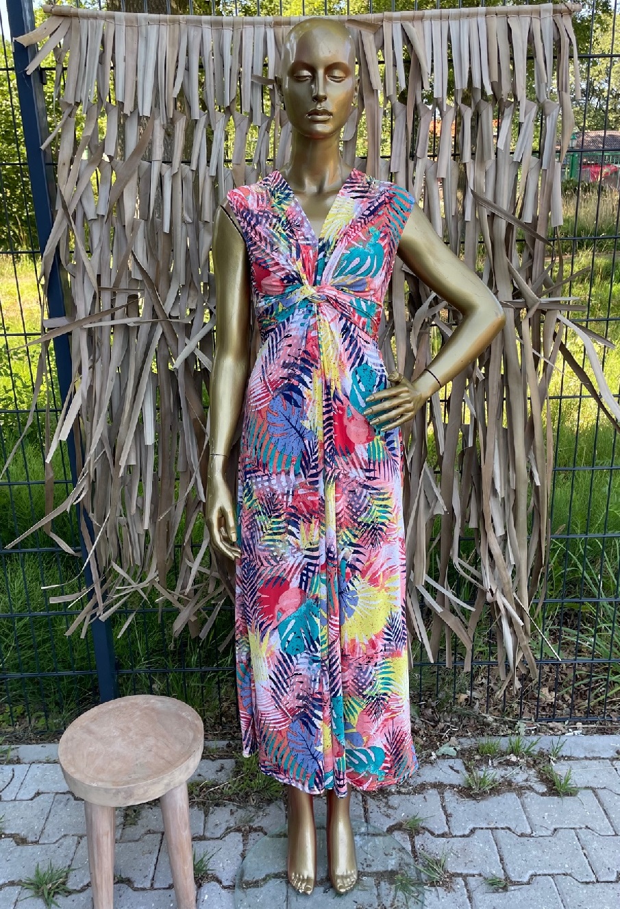 lange_zomerjurk_knoop_bladmotief_roze_geel_blauw