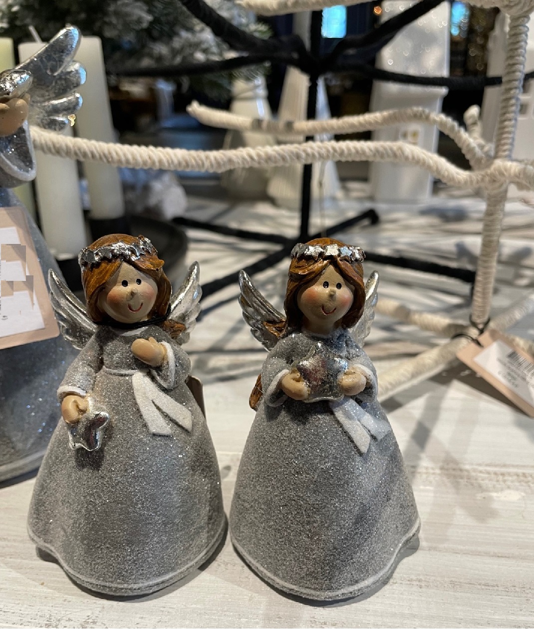 figurine_dulce_m_kerstengel_grijs