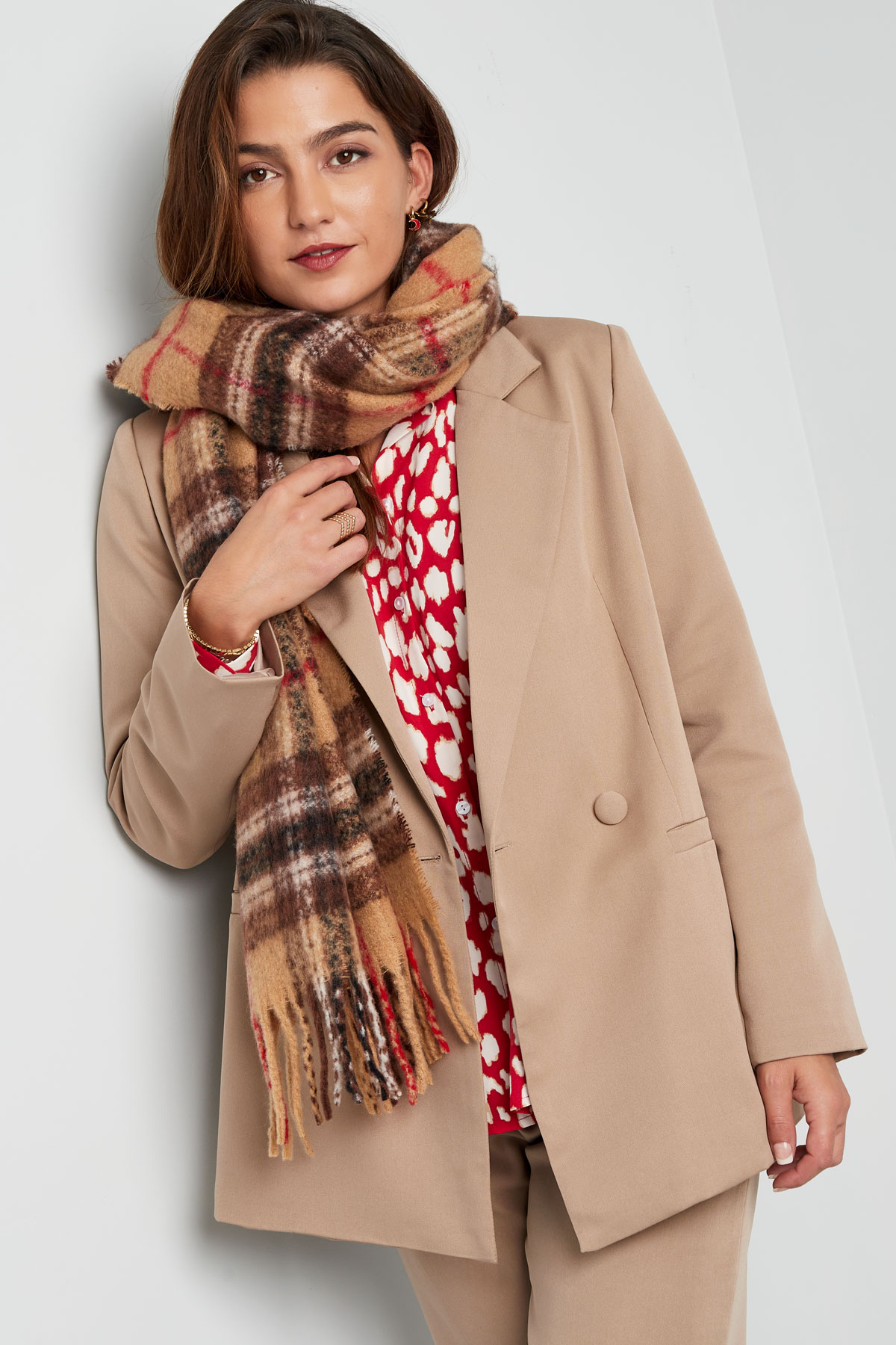 wintersjaal_ruit_camel