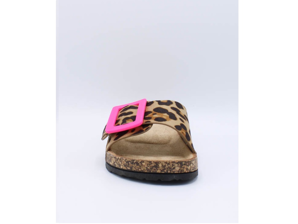 slipper_leopardprint_roze_gesp_4