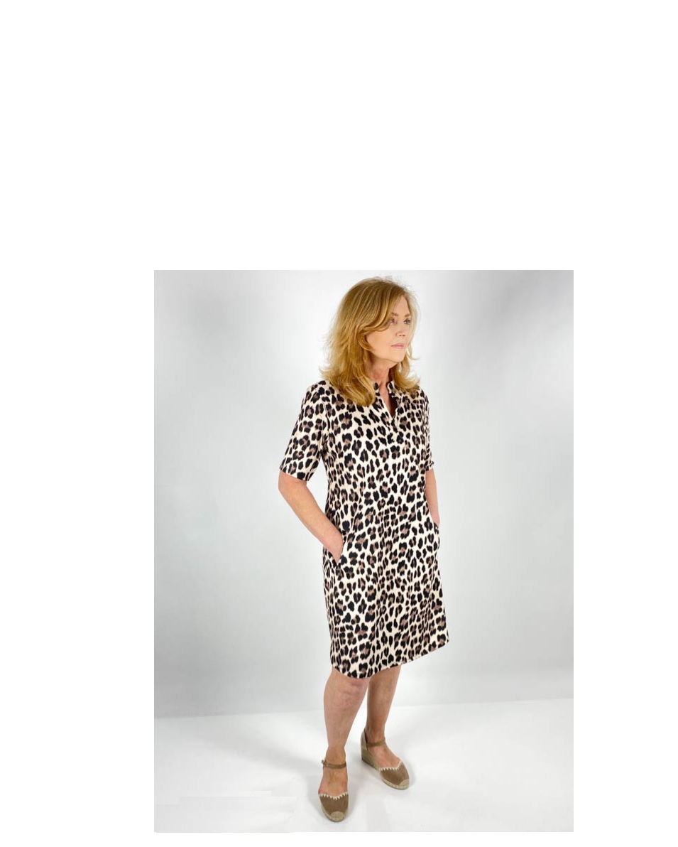 jurk_camina_panterprint_model